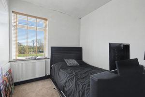 Photo 25- click for photo gallery